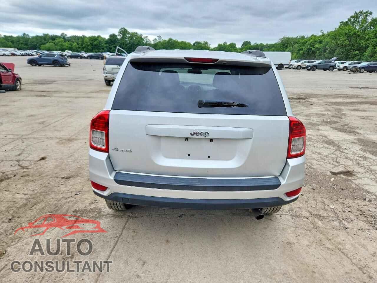 JEEP COMPASS 2013 - 1C4NJDBB2DD174157
