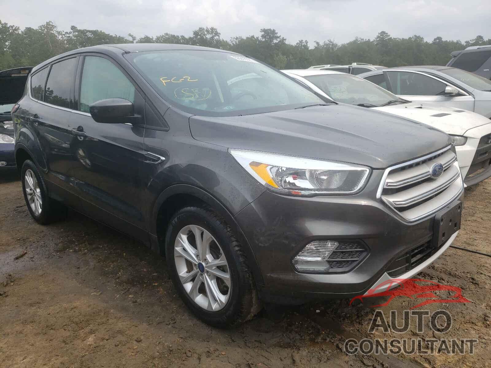 FORD ESCAPE 2017 - 1FMCU9GD2HUC30394