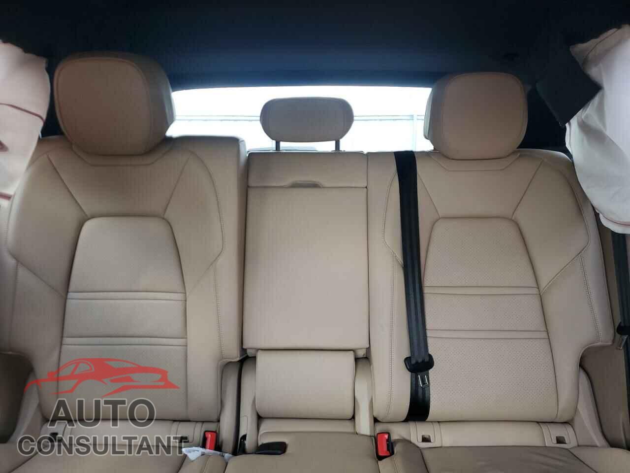 PORSCHE CAYENNE 2019 - WP1AA2AYXKDA13754