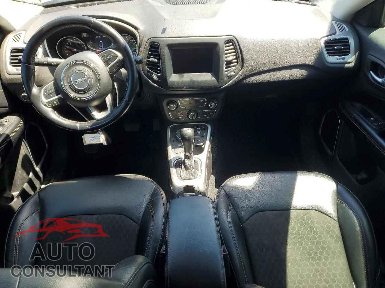 JEEP COMPASS 2020 - 3C4NJDBB8LT167982