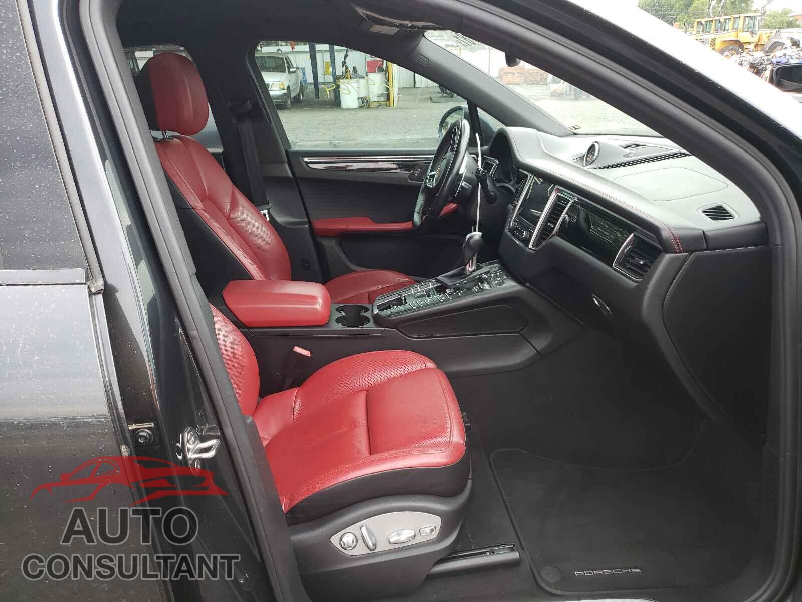 PORSCHE MACAN 2017 - WP1AB2A55HLB18039