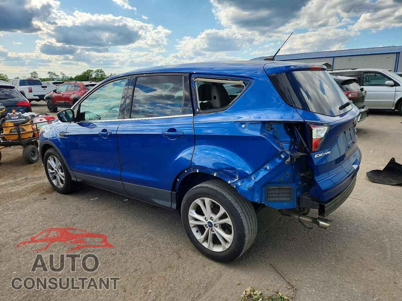 FORD ESCAPE 2017 - 1FMCU0GD0HUE83421