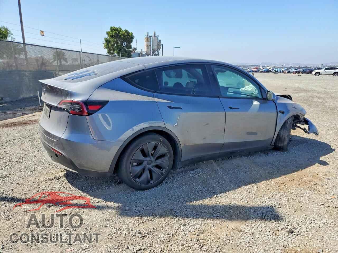 TESLA MODEL Y 2024 - 7SAYGDED6RF210976