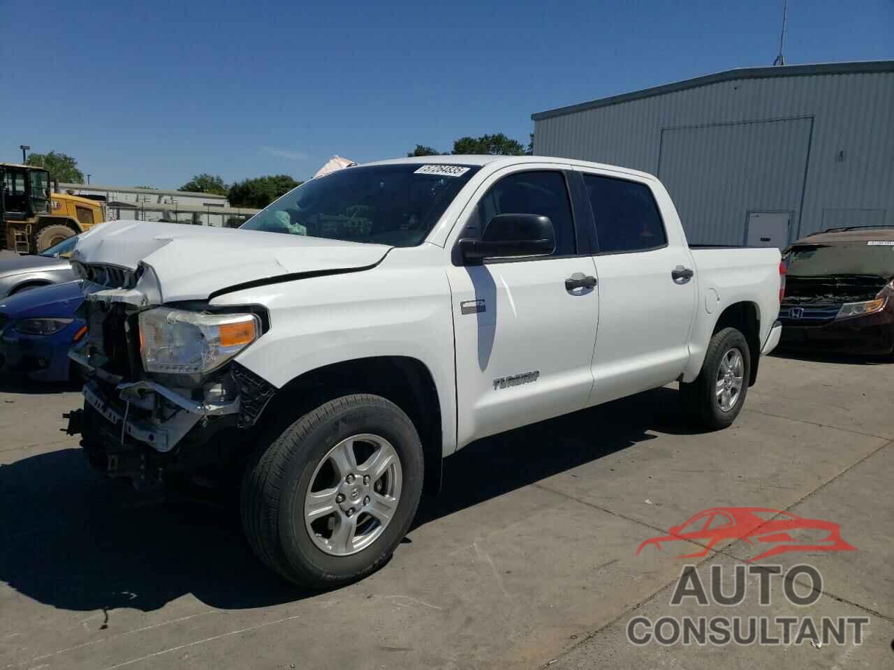 TOYOTA TUNDRA 2017 - 5TFDY5F13HX621212