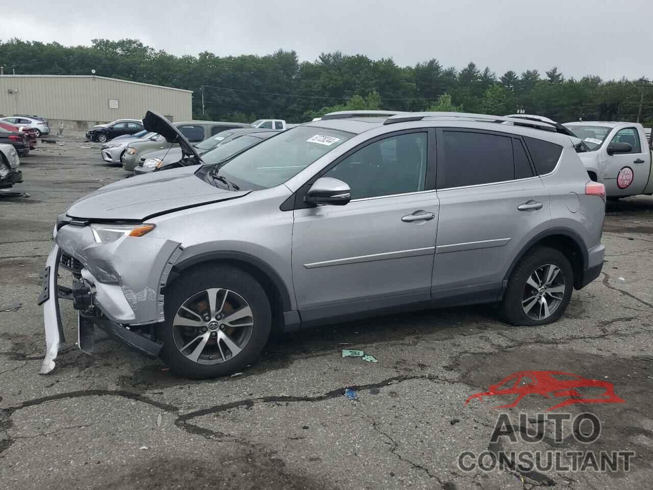 TOYOTA RAV4 2018 - 2T3RFREV8JW741461