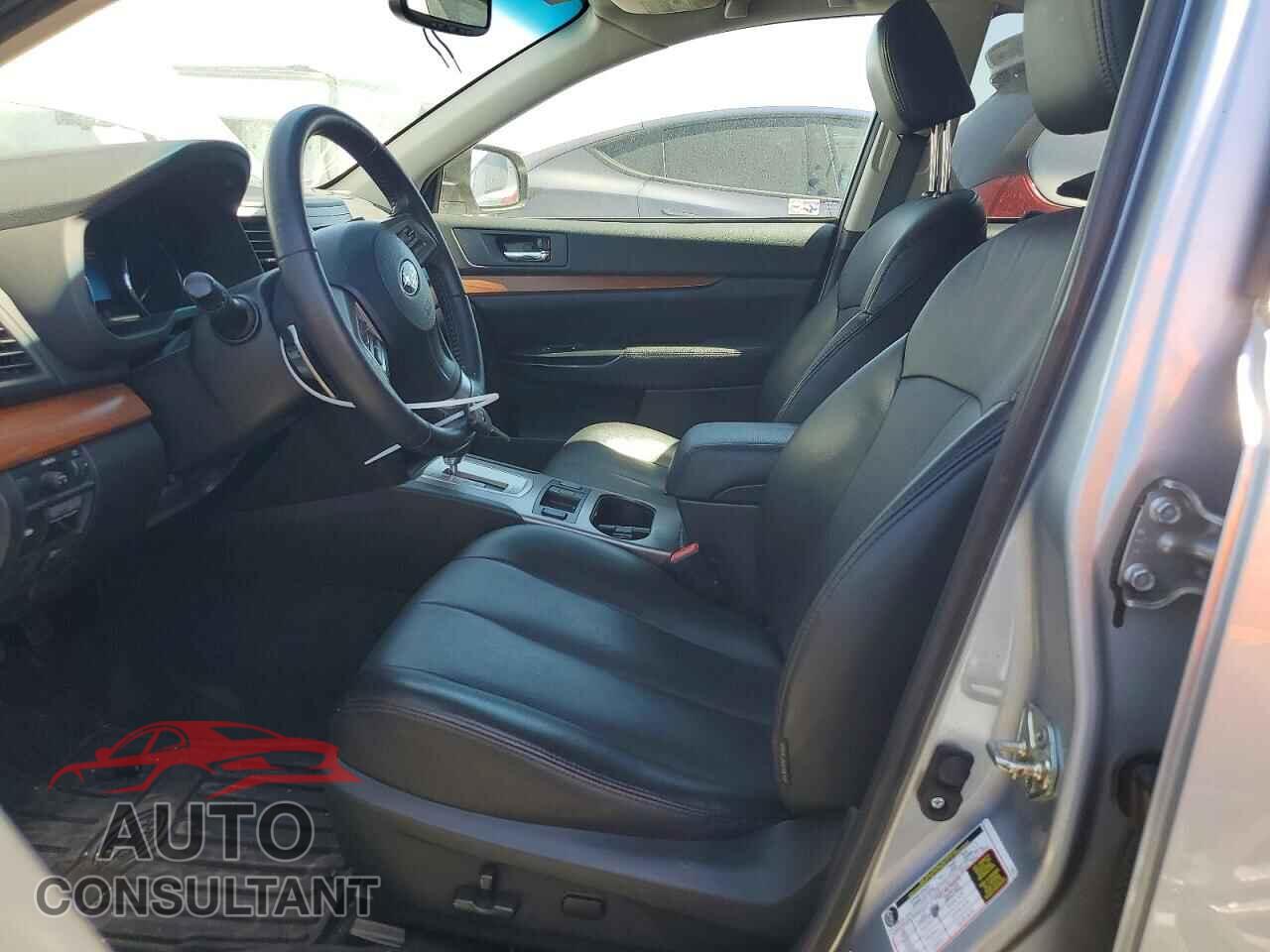 SUBARU OUTBACK 2014 - 4S4BRBLC0E3226587
