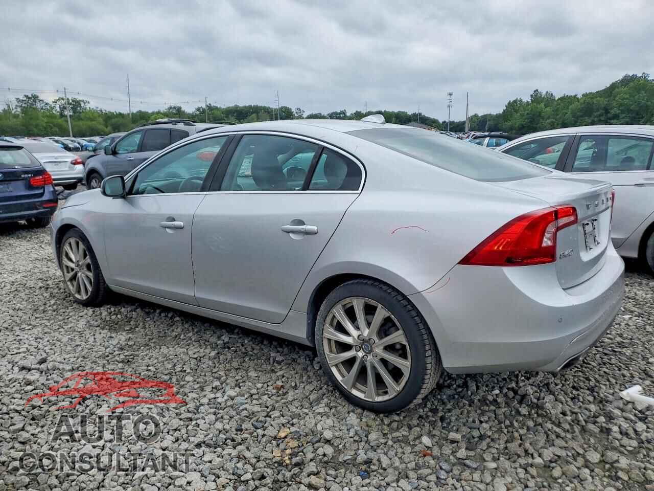VOLVO S60 2017 - LYV402TK8HB135932