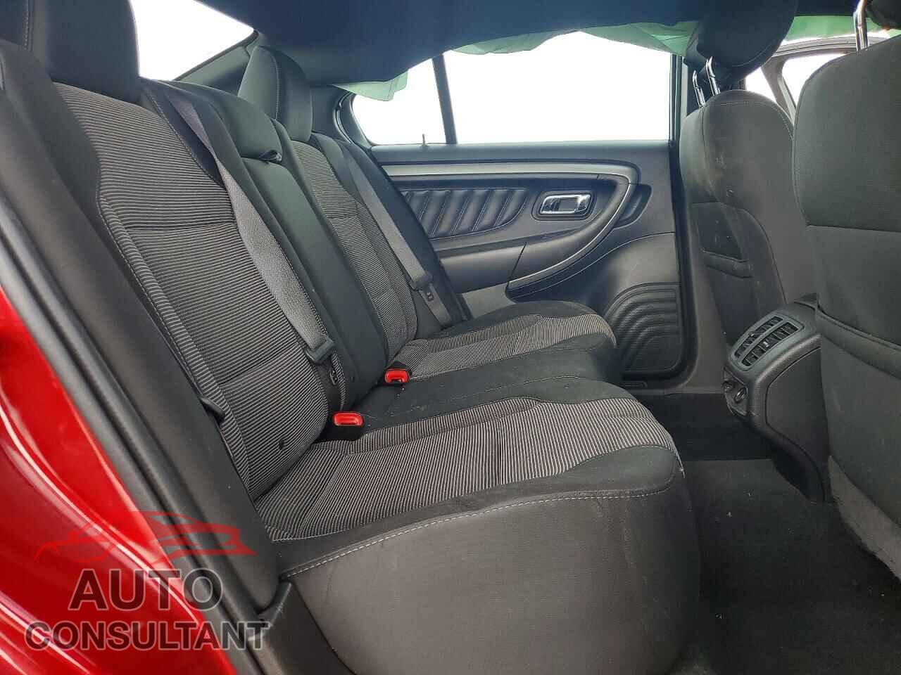 FORD TAURUS 2019 - 1FAHP2E84KG102619
