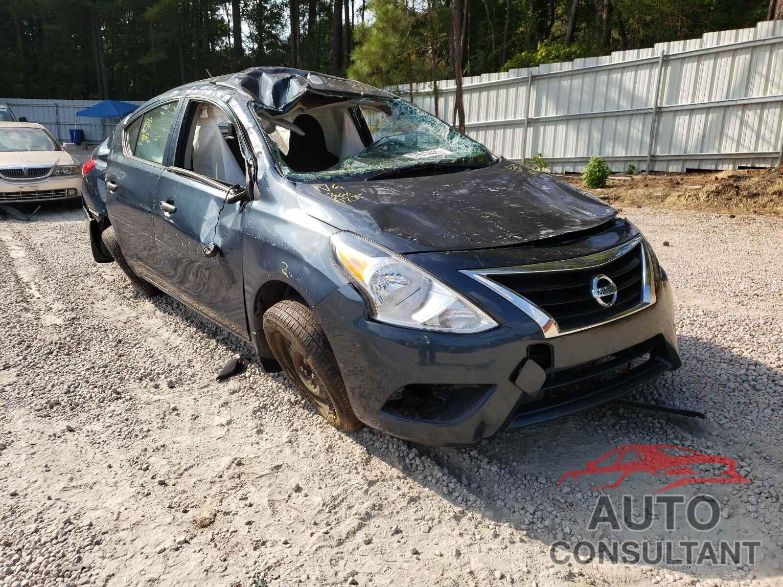 NISSAN VERSA 2017 - 3N1CN7AP5HL810194