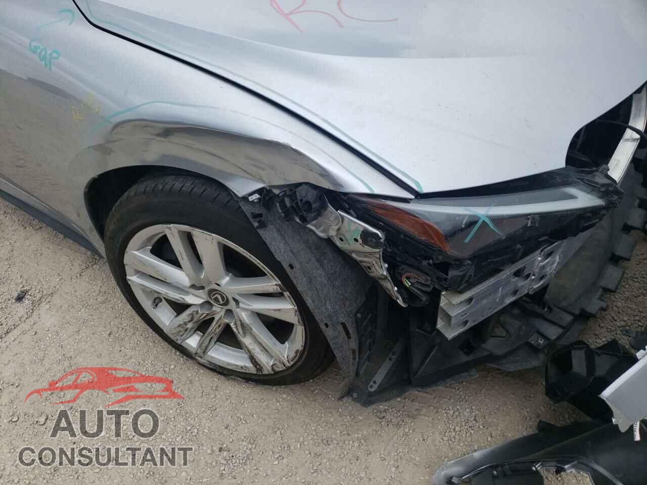 LEXUS IS 2021 - JTHCA1D24M5117325