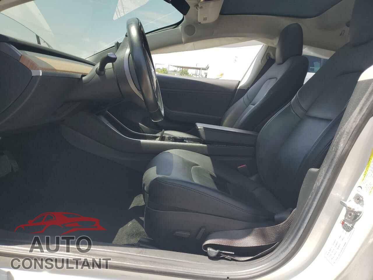 TESLA MODEL 3 2018 - 5YJ3E1EA7JF005687