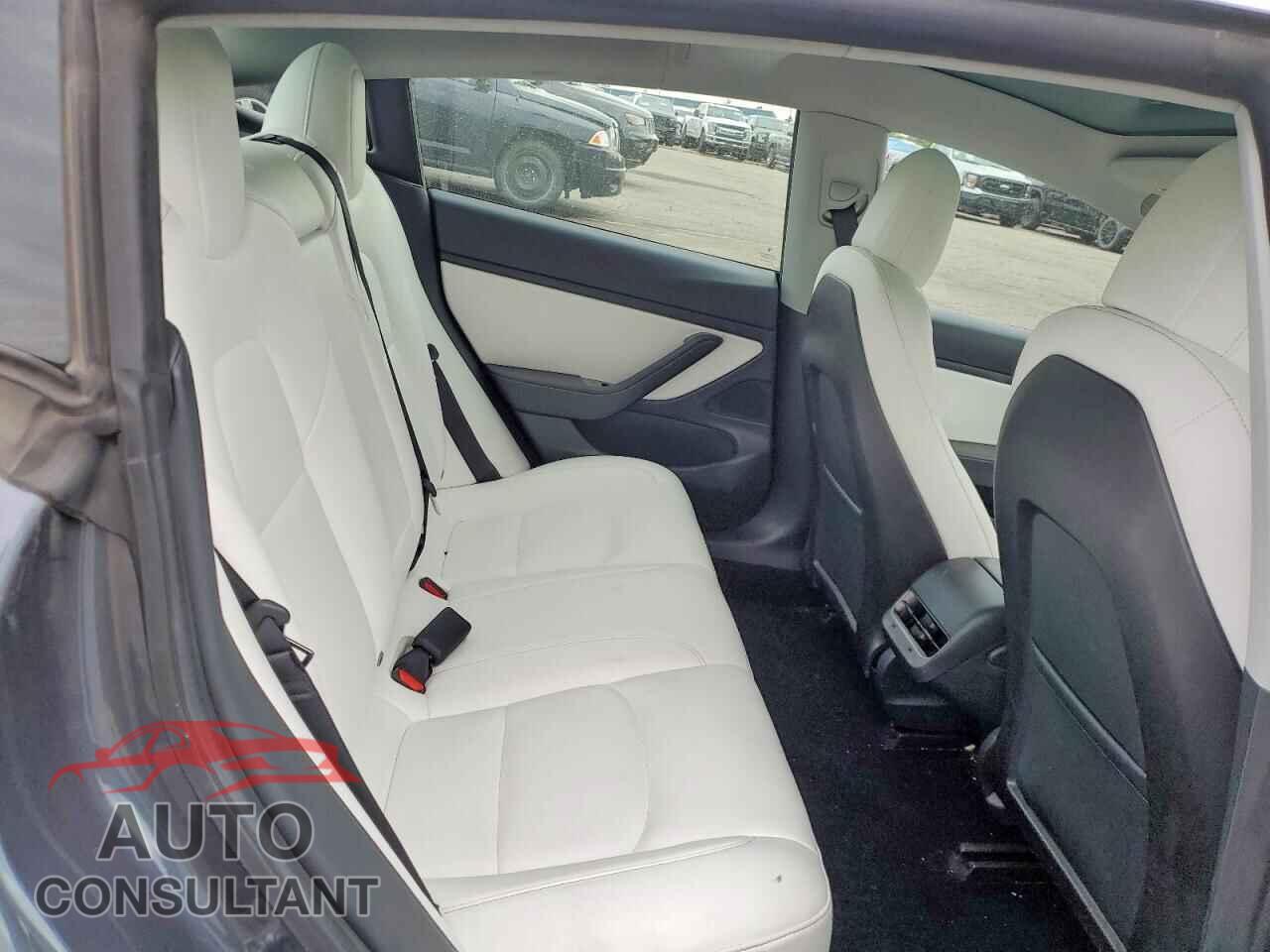 TESLA MODEL 3 2020 - 5YJ3E1EA1LF614941