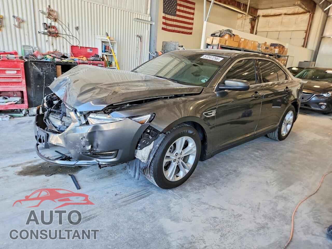 FORD TAURUS 2016 - 1FAHP2E85GG131800