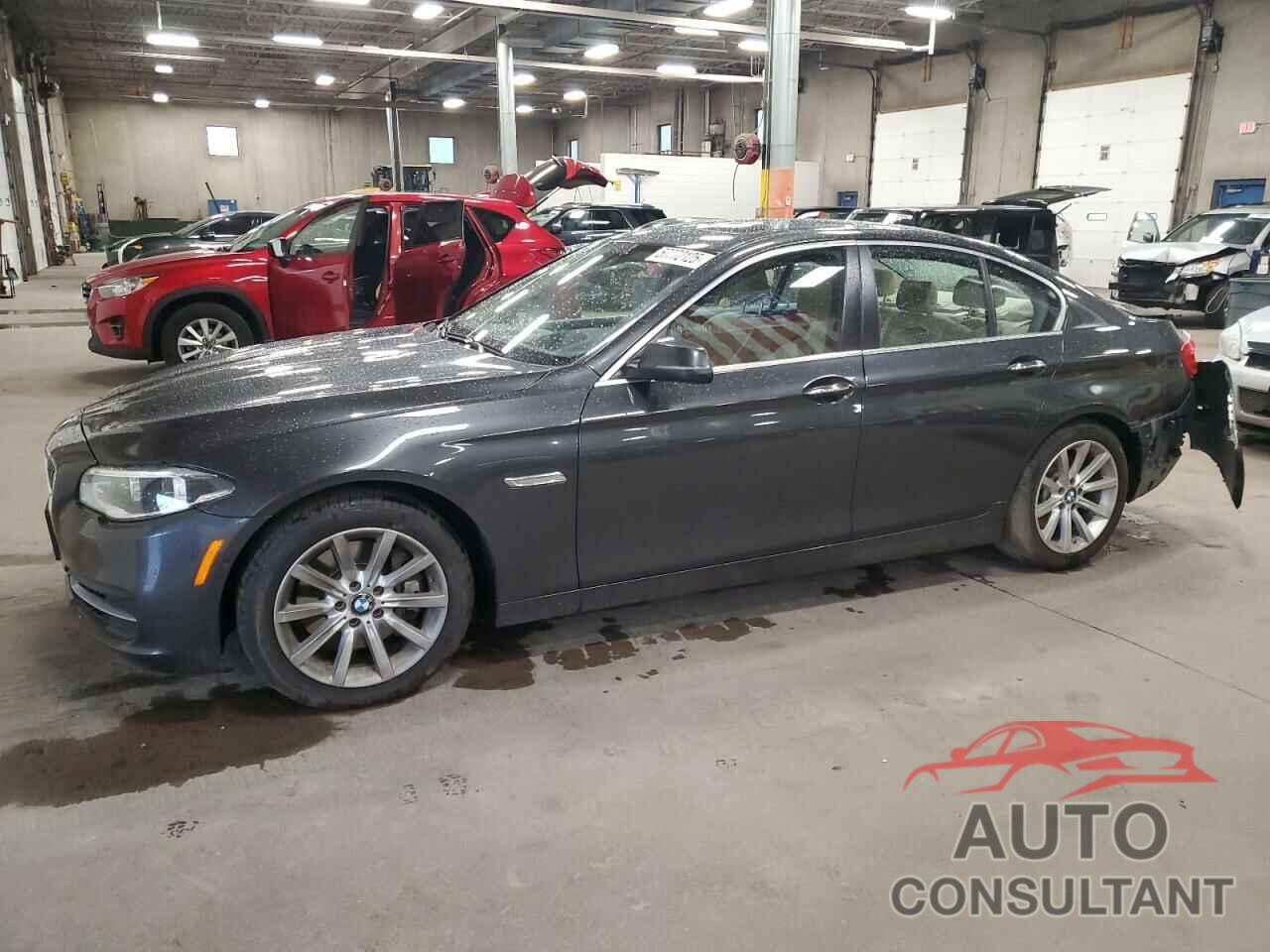 BMW 5 SERIES 2014 - WBAFV3C53ED684527
