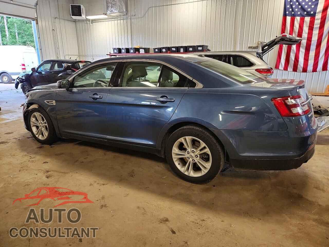 FORD TAURUS 2018 - 1FAHP2D84JG125849