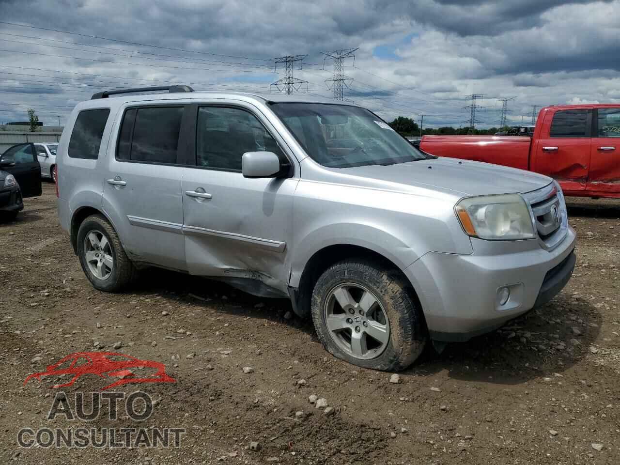 HONDA PILOT 2011 - 5FNYF4H51BB002711