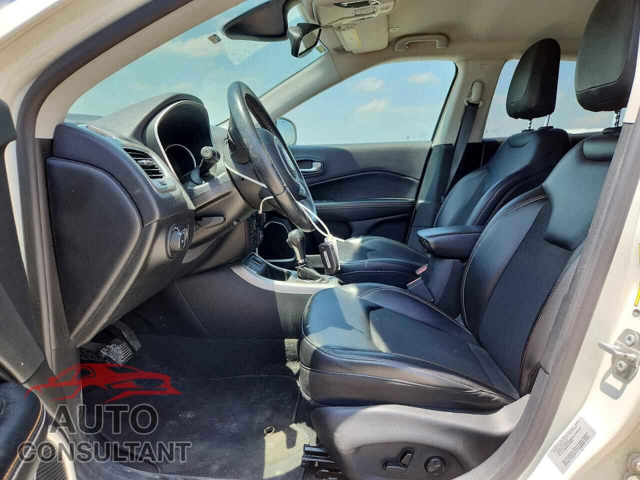 JEEP COMPASS 2017 - 3C4NJCBB2HT624920