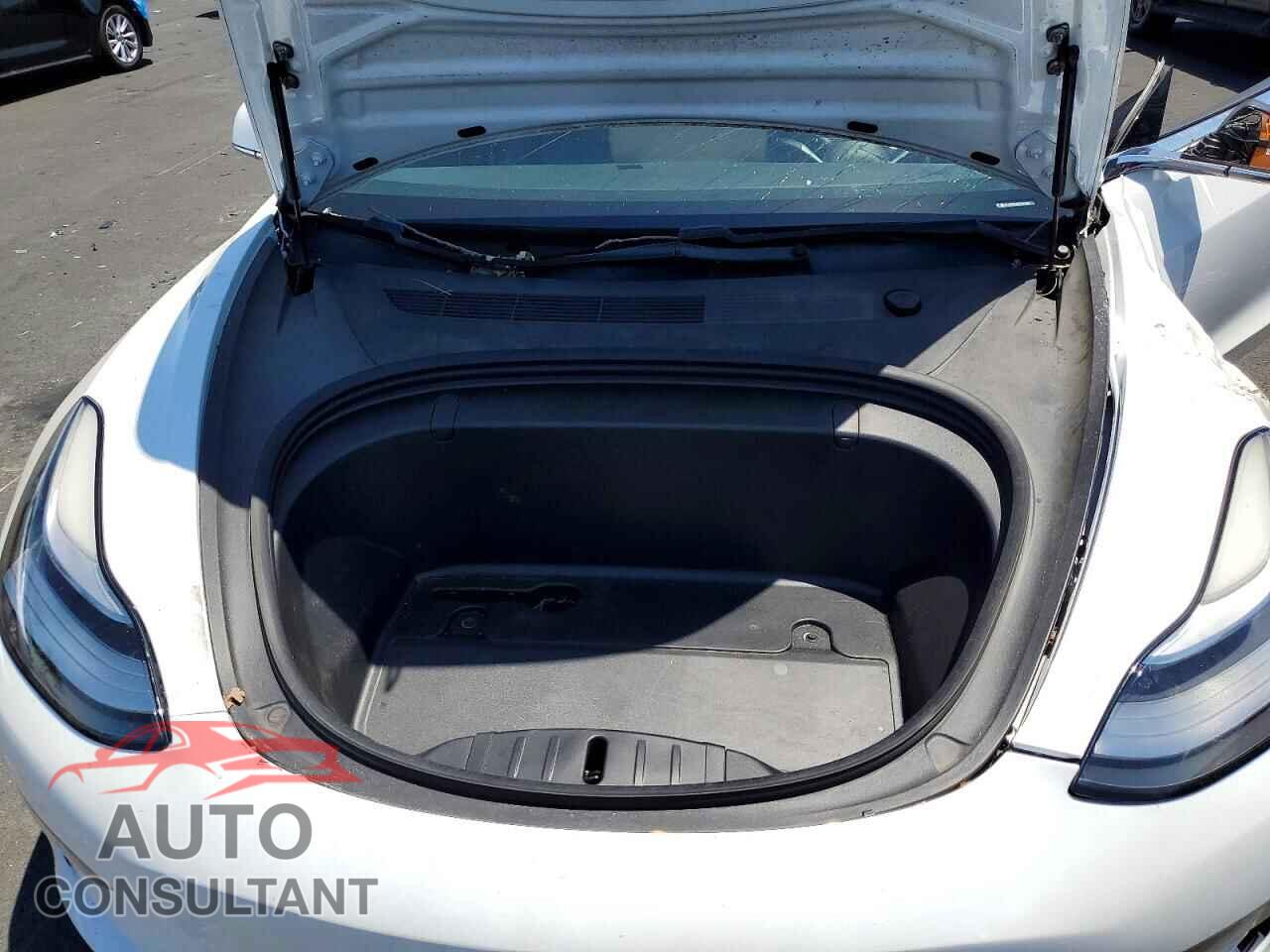 TESLA MODEL 3 2019 - 5YJ3E1EA6KF482399