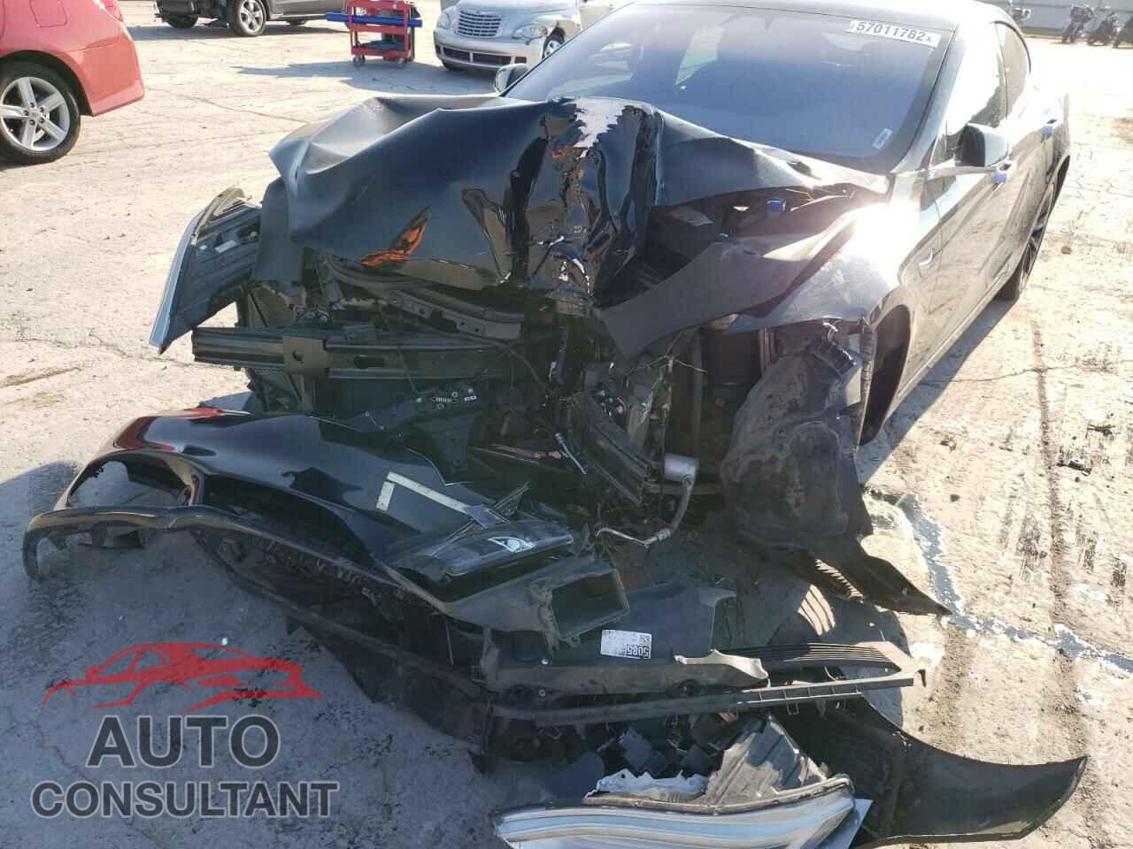 TESLA MODEL S 2018 - 5YJSA1E26JF248939