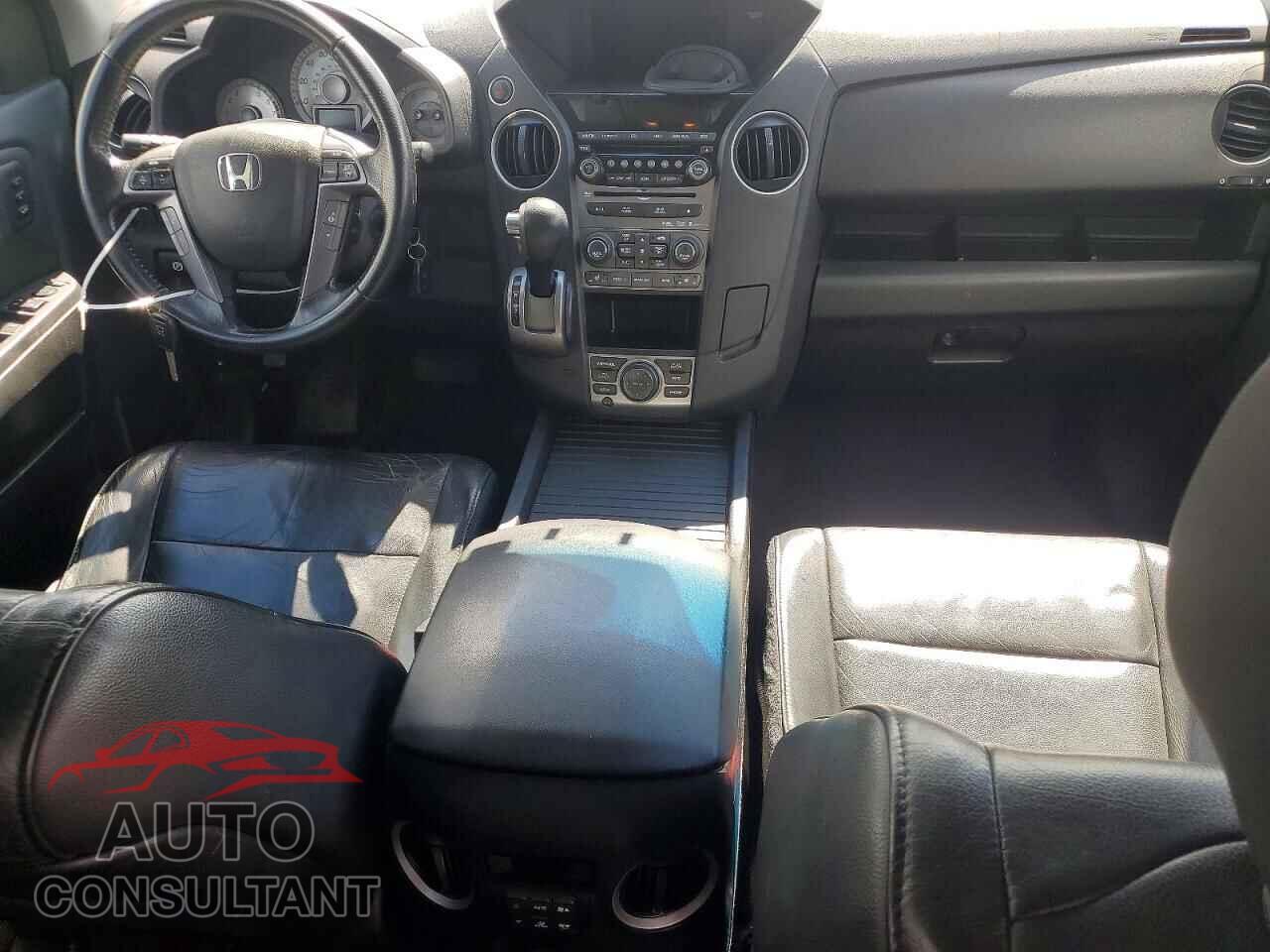 HONDA PILOT 2012 - 5FNYF4H96CB027849