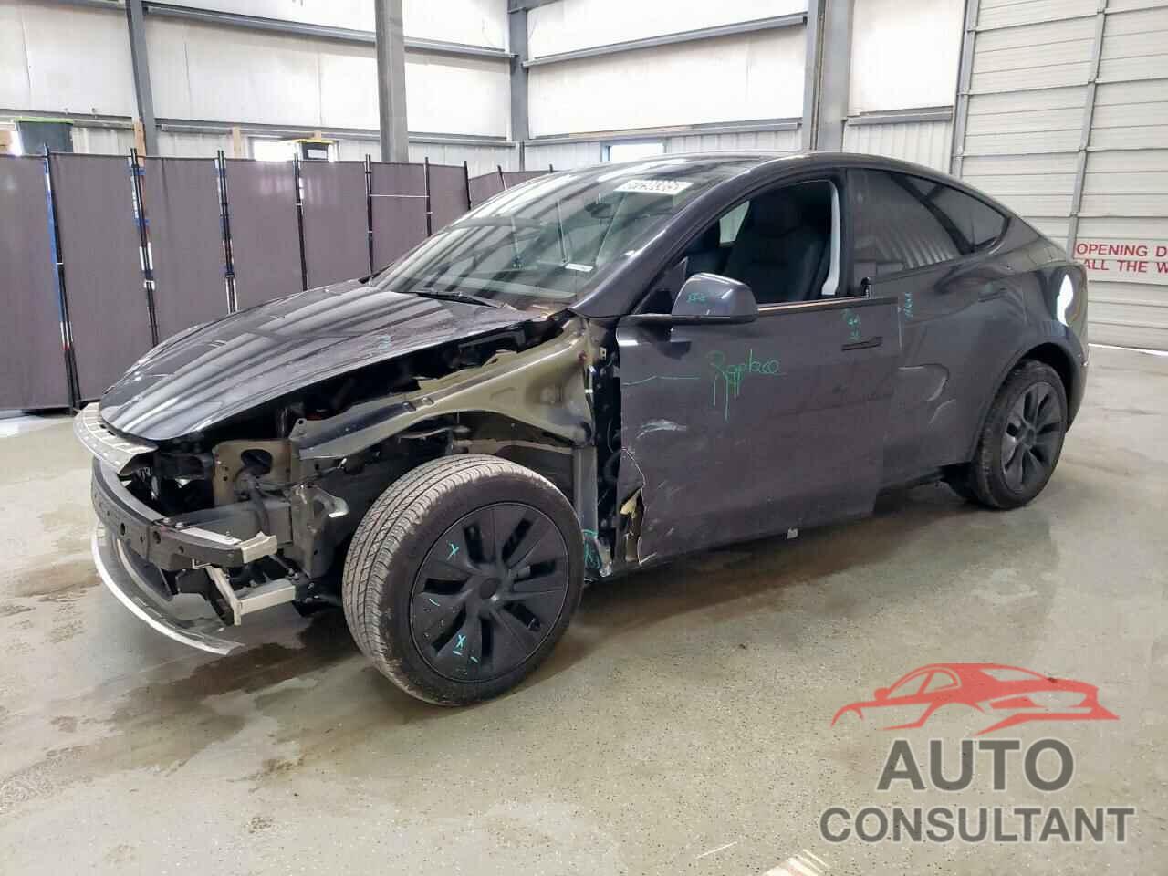 TESLA MODEL Y 2025 - 7SAYGDEE2SA365097