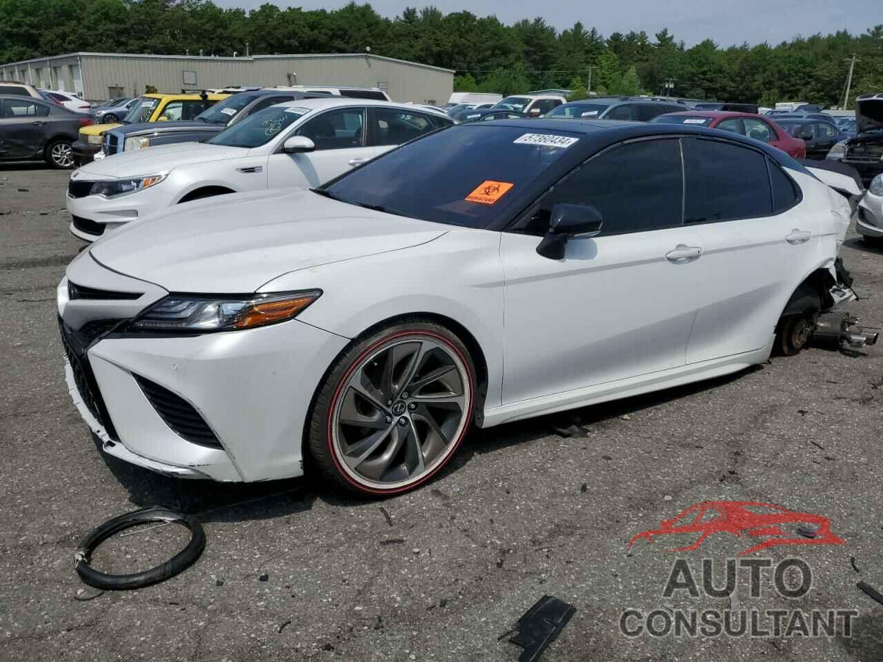 TOYOTA CAMRY 2018 - 4T1BZ1HK5JU013911