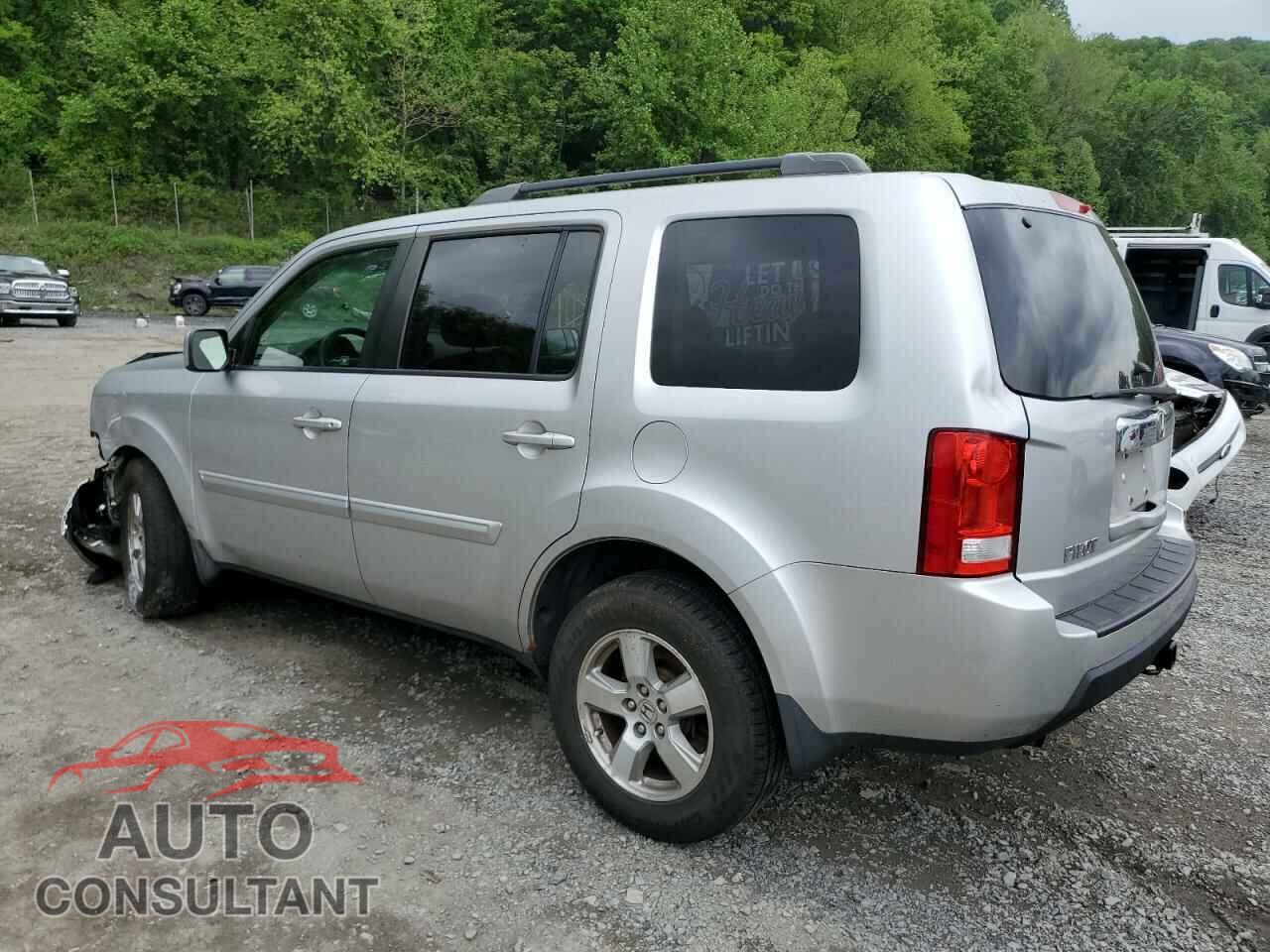HONDA PILOT 2010 - 5FNYF4H40AB020168