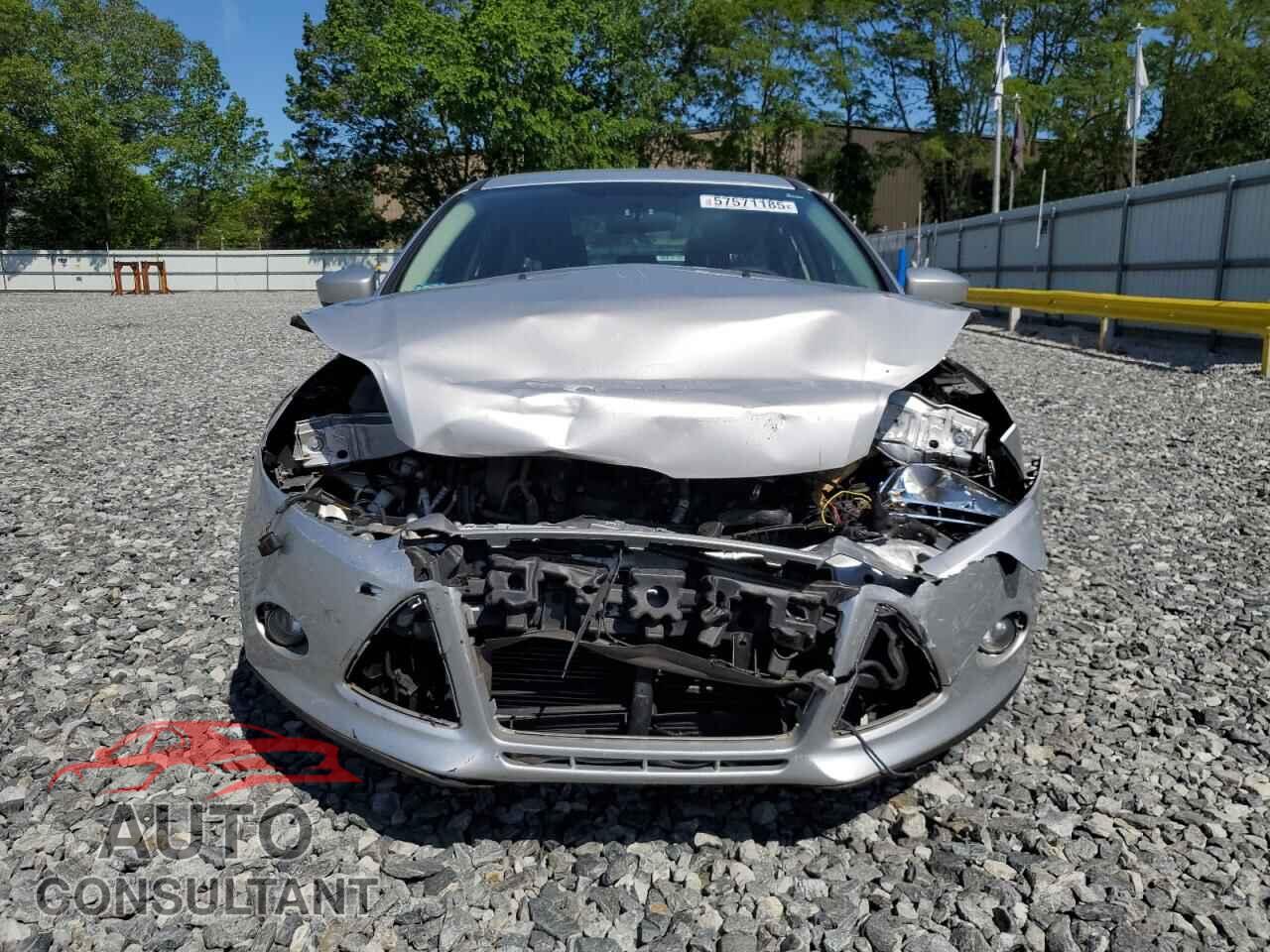 FORD FOCUS 2012 - 1FAHP3F26CL351741