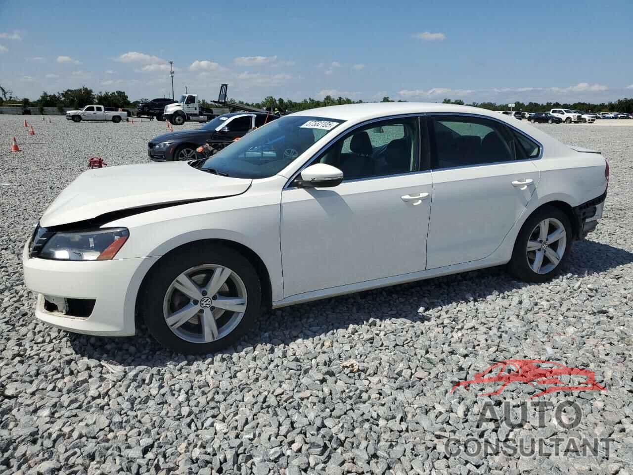 VOLKSWAGEN PASSAT 2012 - 1VWBP7A35CC027135
