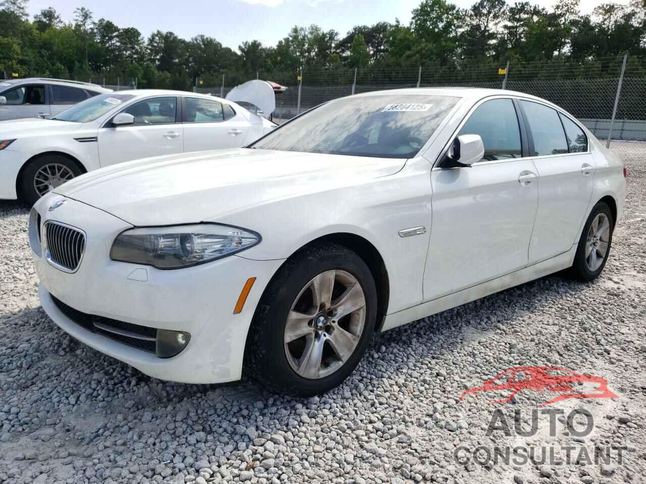 BMW 5 SERIES 2011 - WBAFR1C53BC741061