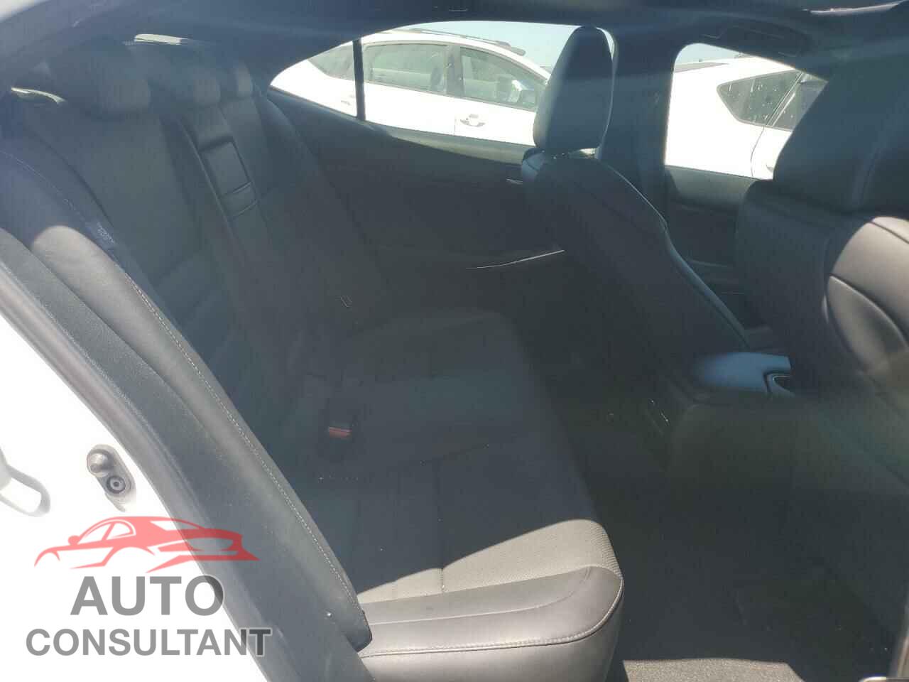LEXUS IS 2019 - JTHBA1D25K5092136