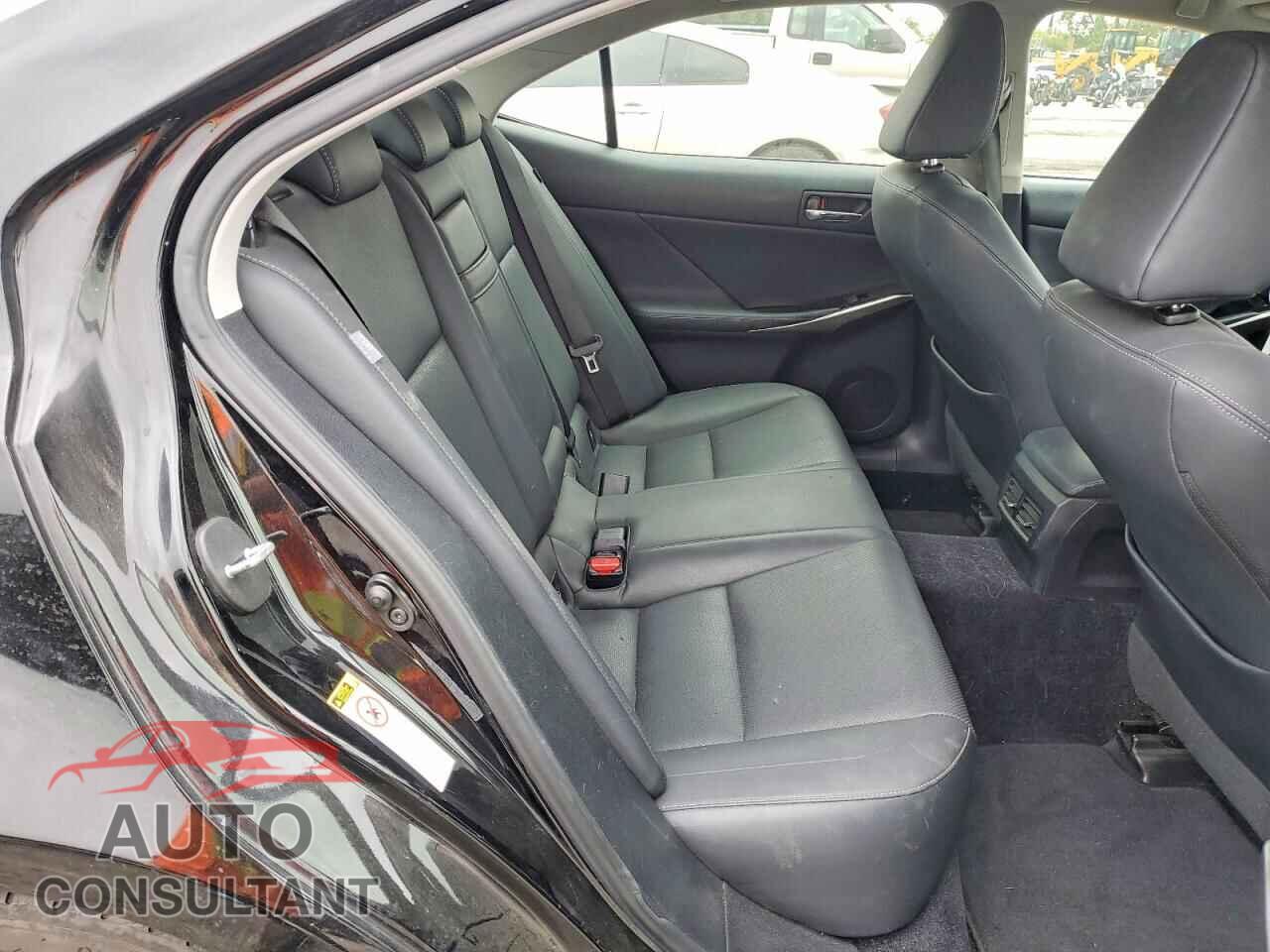LEXUS IS 2014 - JTHBF1D26E5016009