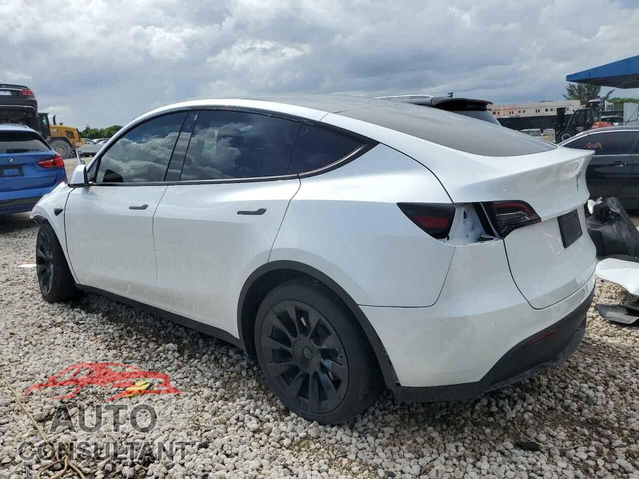 TESLA MODEL Y 2023 - 7SAYGDEE9PA098869