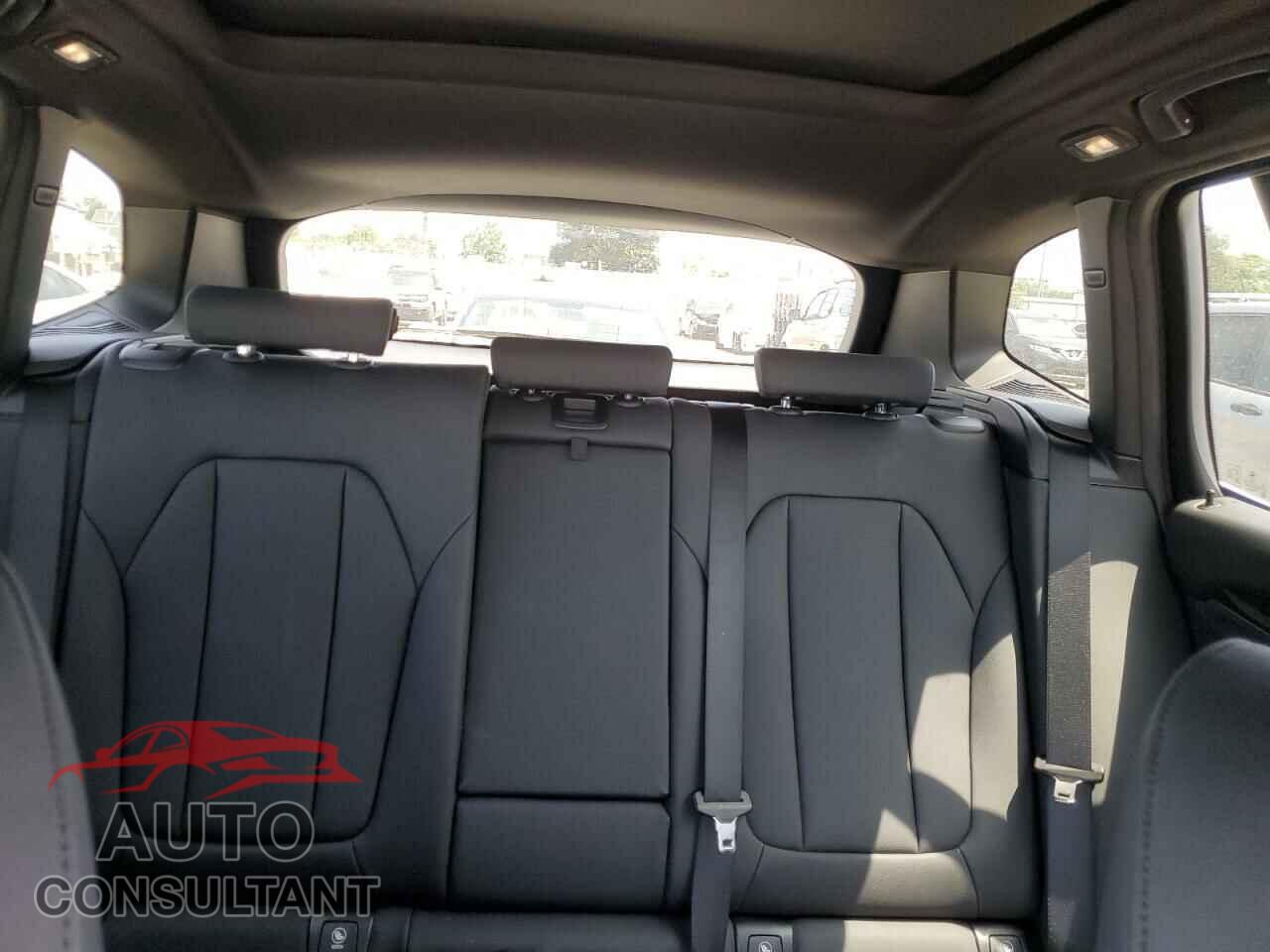 BMW X3 2018 - 5UXTR9C55JLD64348