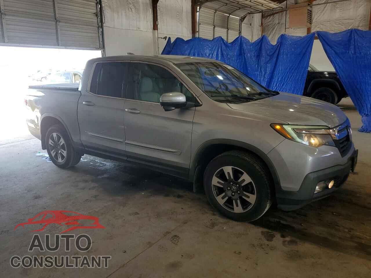HONDA RIDGELINE 2017 - 5FPYK3F61HB018540