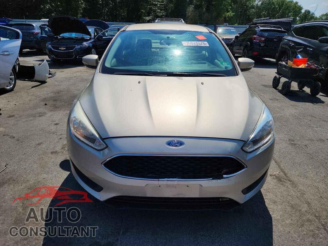 FORD FOCUS 2017 - 1FADP3F24HL212312