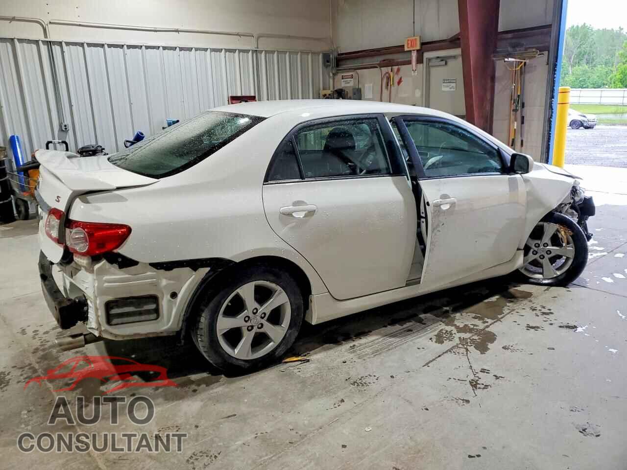 TOYOTA COROLLA 2013 - 2T1BU4EEXDC067290