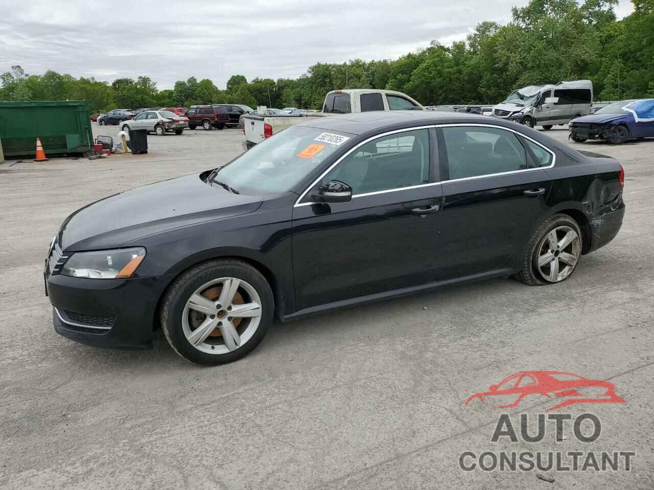 VOLKSWAGEN PASSAT 2013 - 1VWBH7A34DC028906