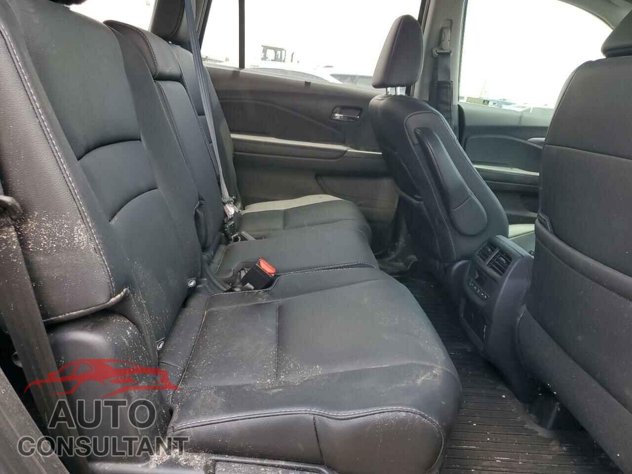 HONDA PILOT 2021 - 5FNYF6H52MB094796