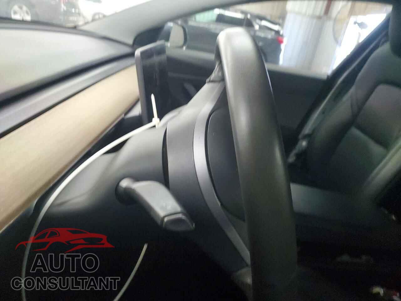 TESLA MODEL 3 2020 - 5YJ3E1EA4LF661154