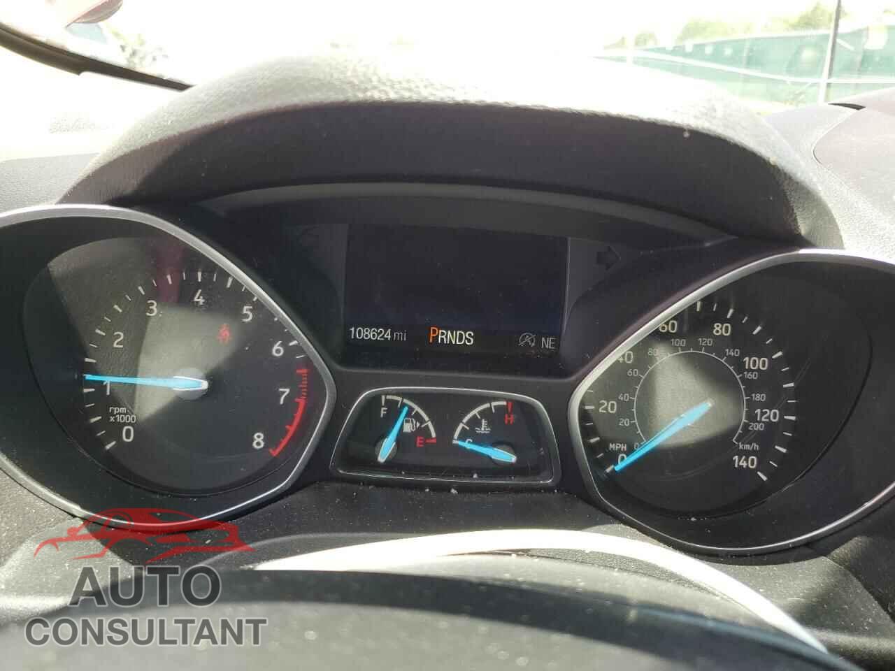 FORD ESCAPE 2017 - 1FMCU9JD7HUD47607