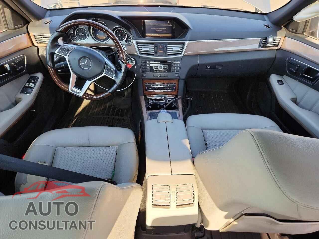 MERCEDES-BENZ E-CLASS 2012 - WDDHF5KBXCA570489
