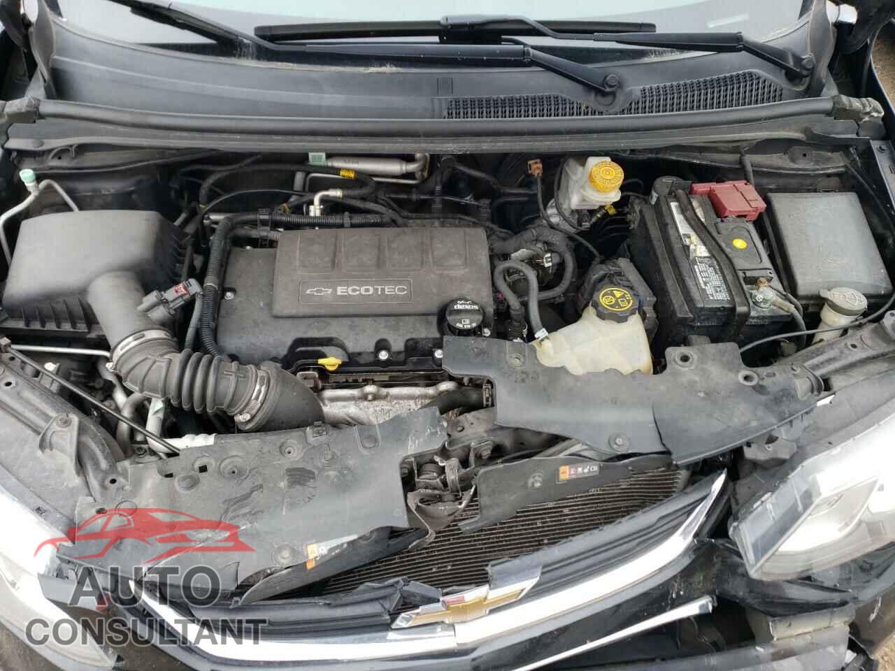 CHEVROLET SONIC 2017 - 1G1JF5SBXH4120948