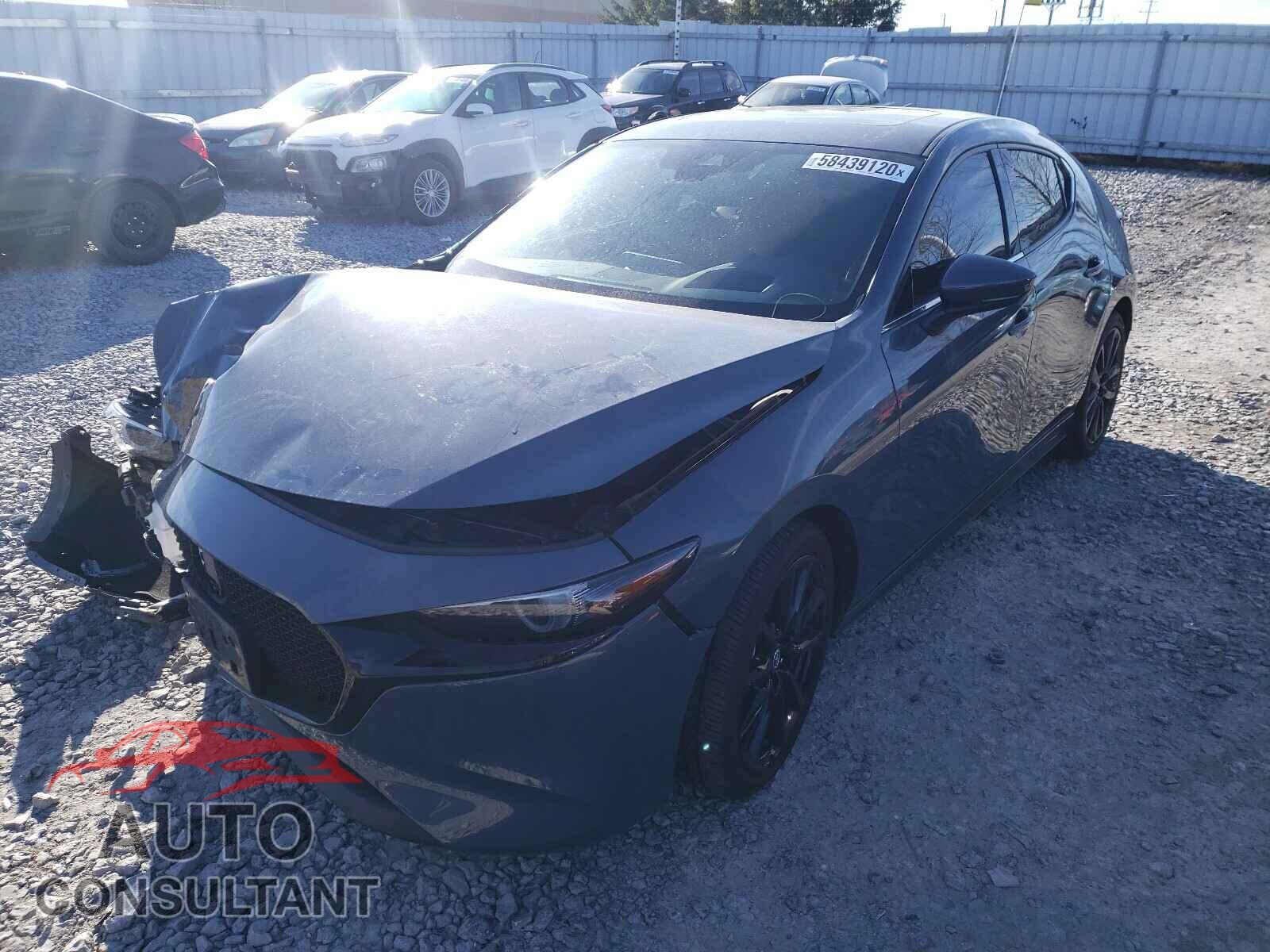 MAZDA 3 2020 - JM1BPBMM8L1160607