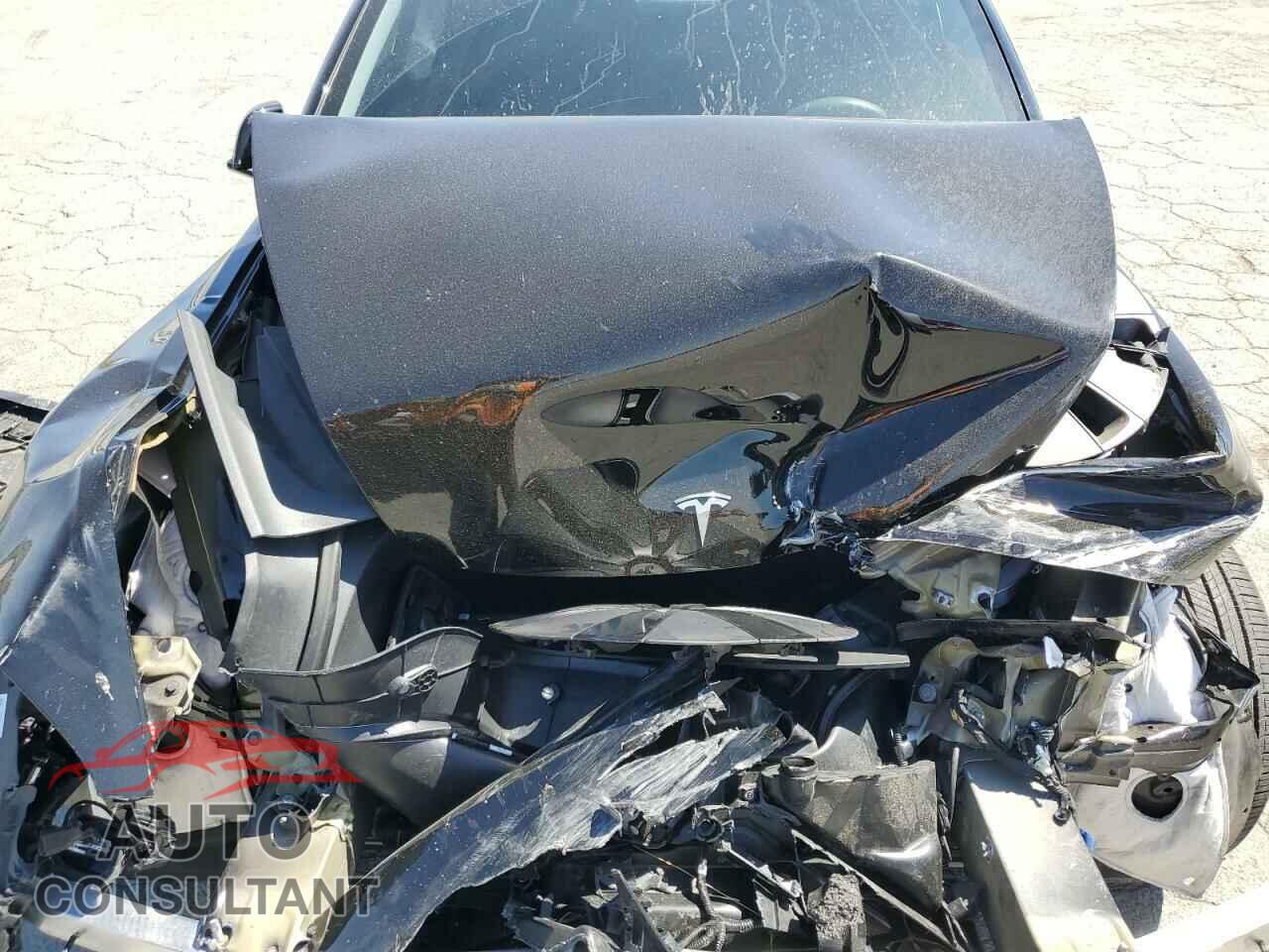 TESLA MODEL 3 2024 - 5YJ3E1EA9RF727173