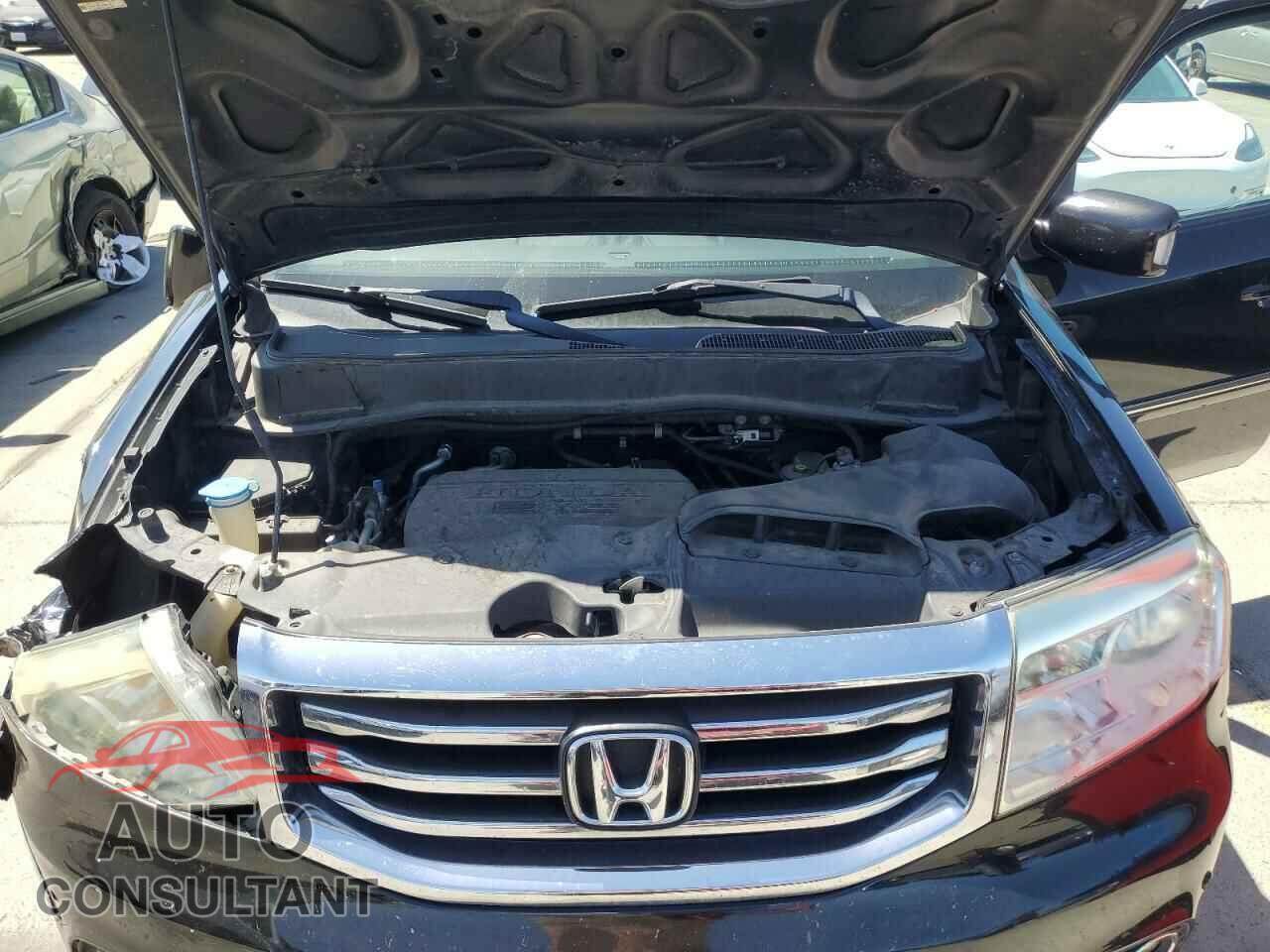 HONDA PILOT 2015 - 5FNYF3H95FB012712