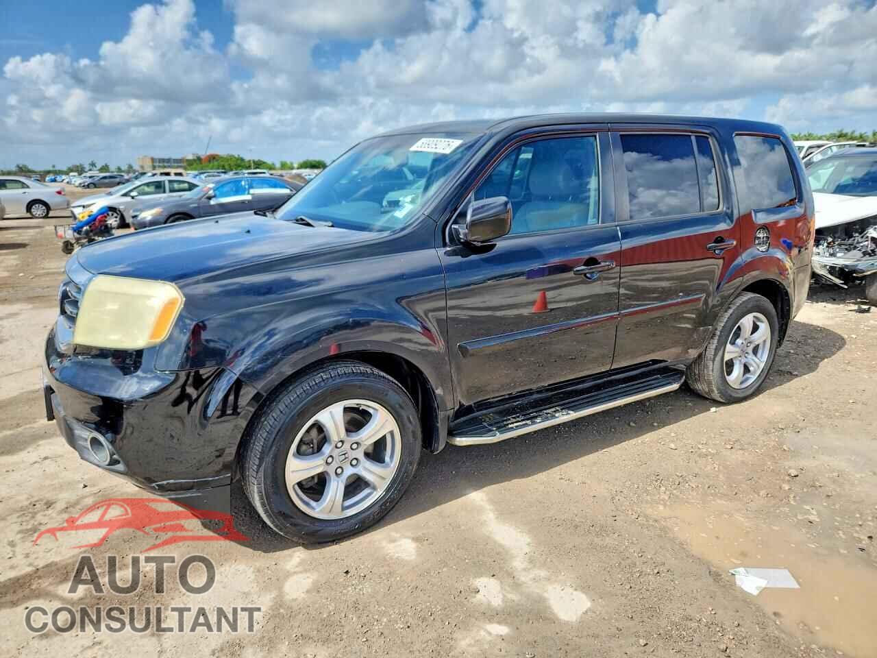 HONDA PILOT 2013 - 5FNYF3H5XDB010187
