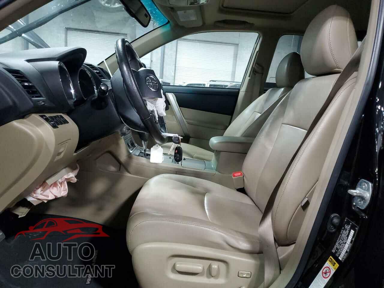 TOYOTA HIGHLANDER 2012 - 5TDBK3EH4CS107766