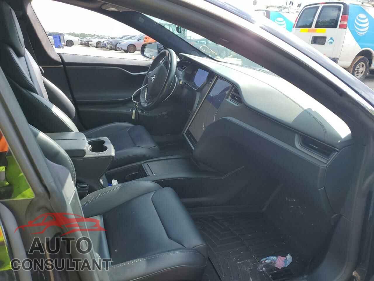 TESLA MODEL S 2018 - 5YJSA1E22JF262661