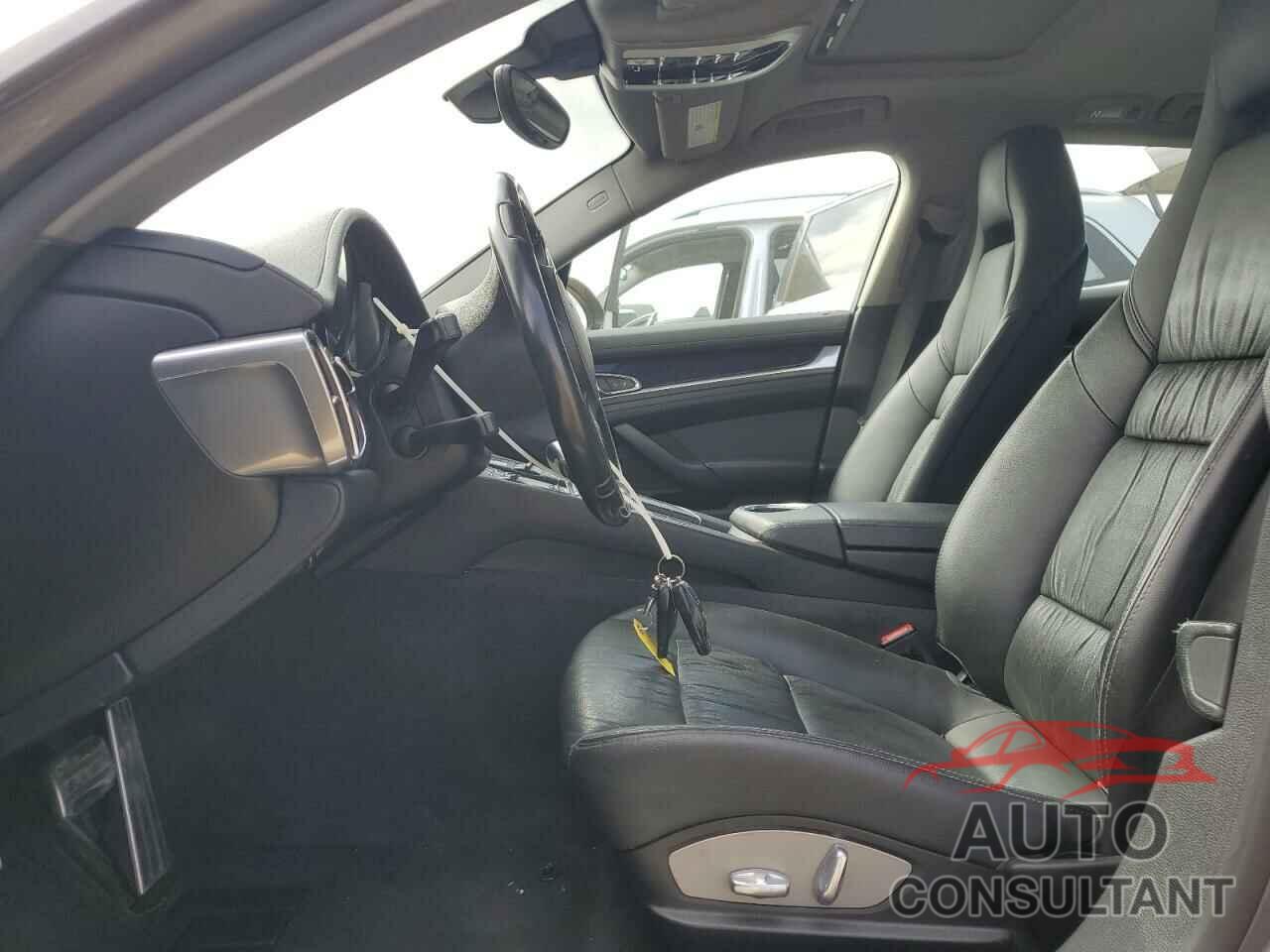 PORSCHE PANAMERA 2015 - WP0AA2A77FL005700